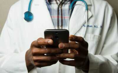 Text Messaging in Healthcare: Benefits & Best Practices